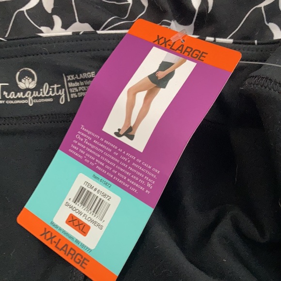 NWT women's skort - Picture 3 of 4